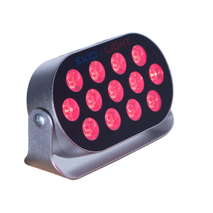 Lámpara de luz roja CORE encendida que vemos el frontal