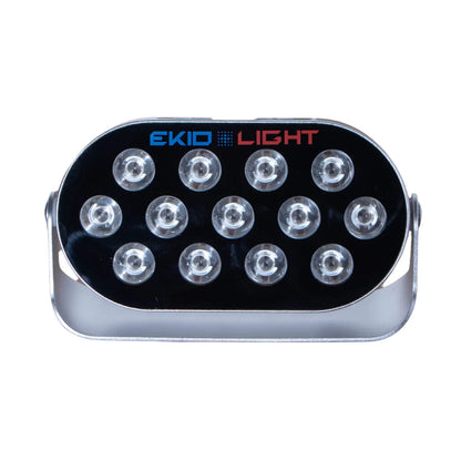 Detalle de lámpara de luz roja core frontal apagada