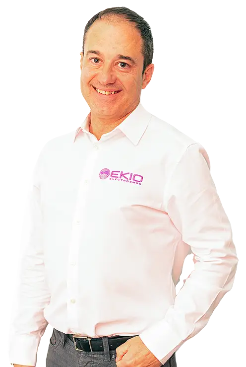Javier profesional y educador de los problemas de Electrosmog 